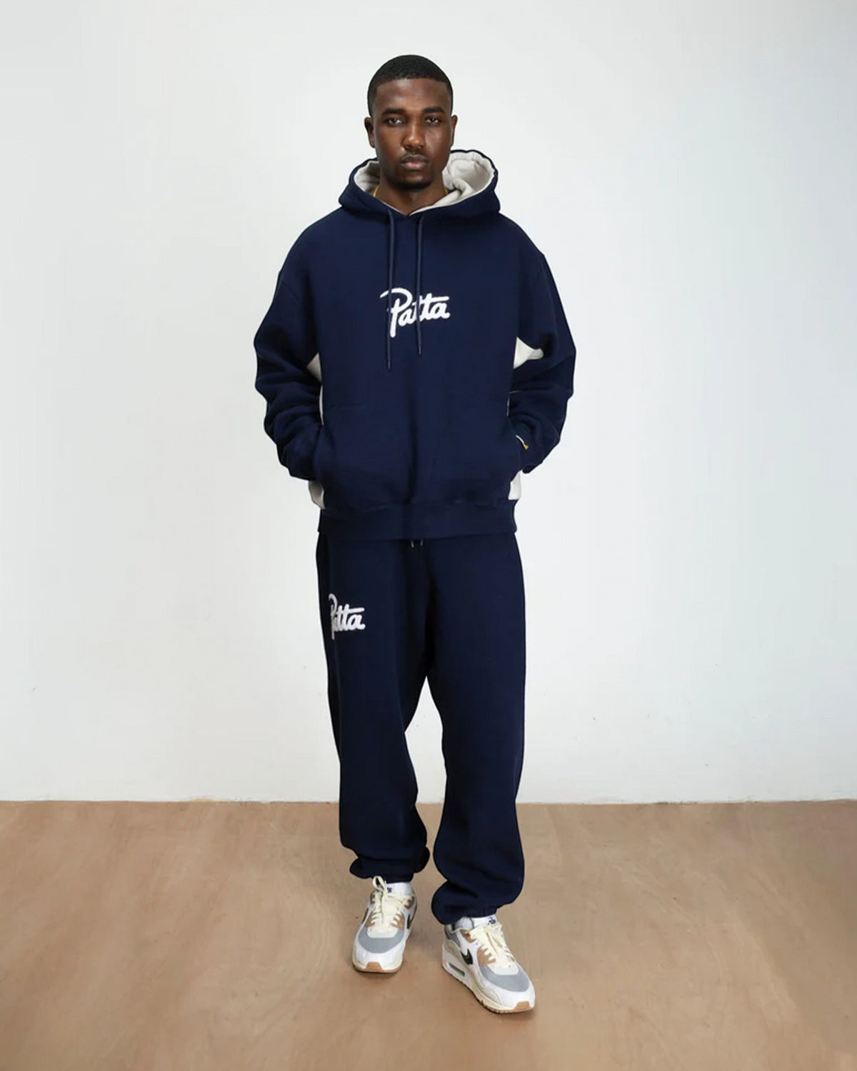 Patta Chenille Logo Jogging Pants - Black Iris