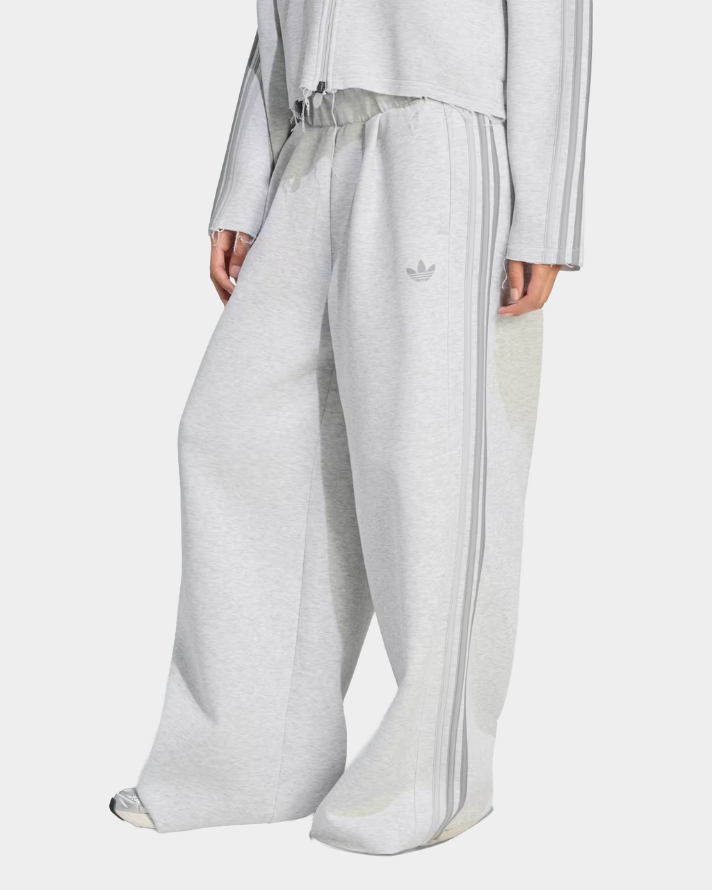 adidas SST 2.0 Long Trackpant in grey, loose-fit knit tracksuit bottoms with a drawcord waist