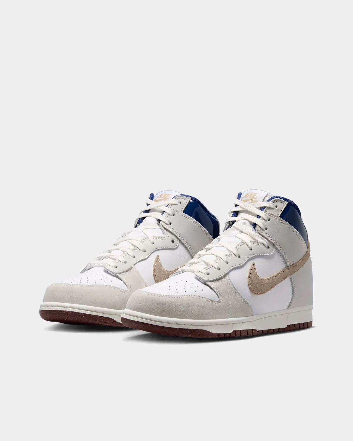Nike SB x Beyond Dunk High Pro Shoes - White/Sand Dune/Blue Void/Ivory