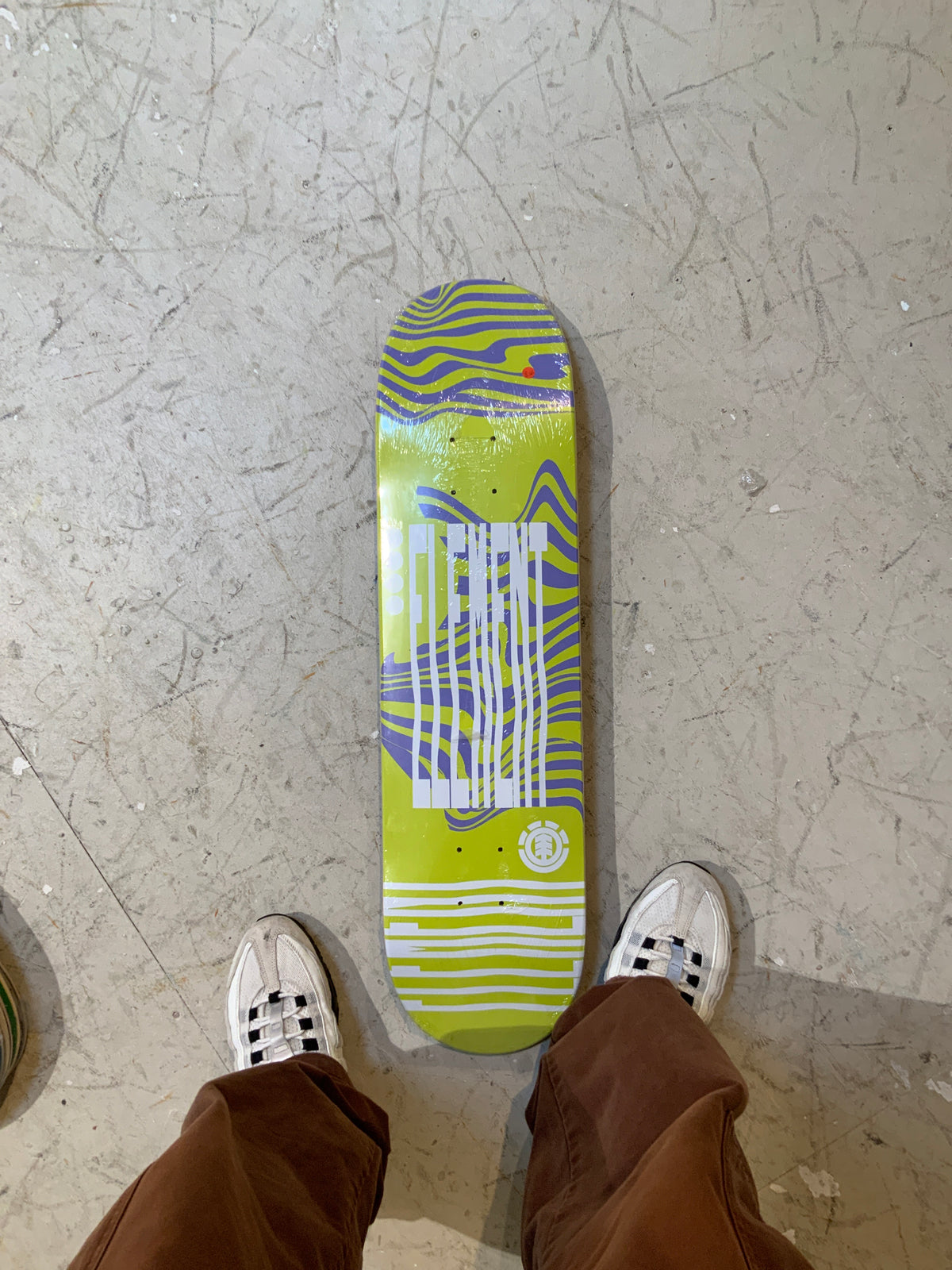 Element Disconnect Wind Deck 8.125"