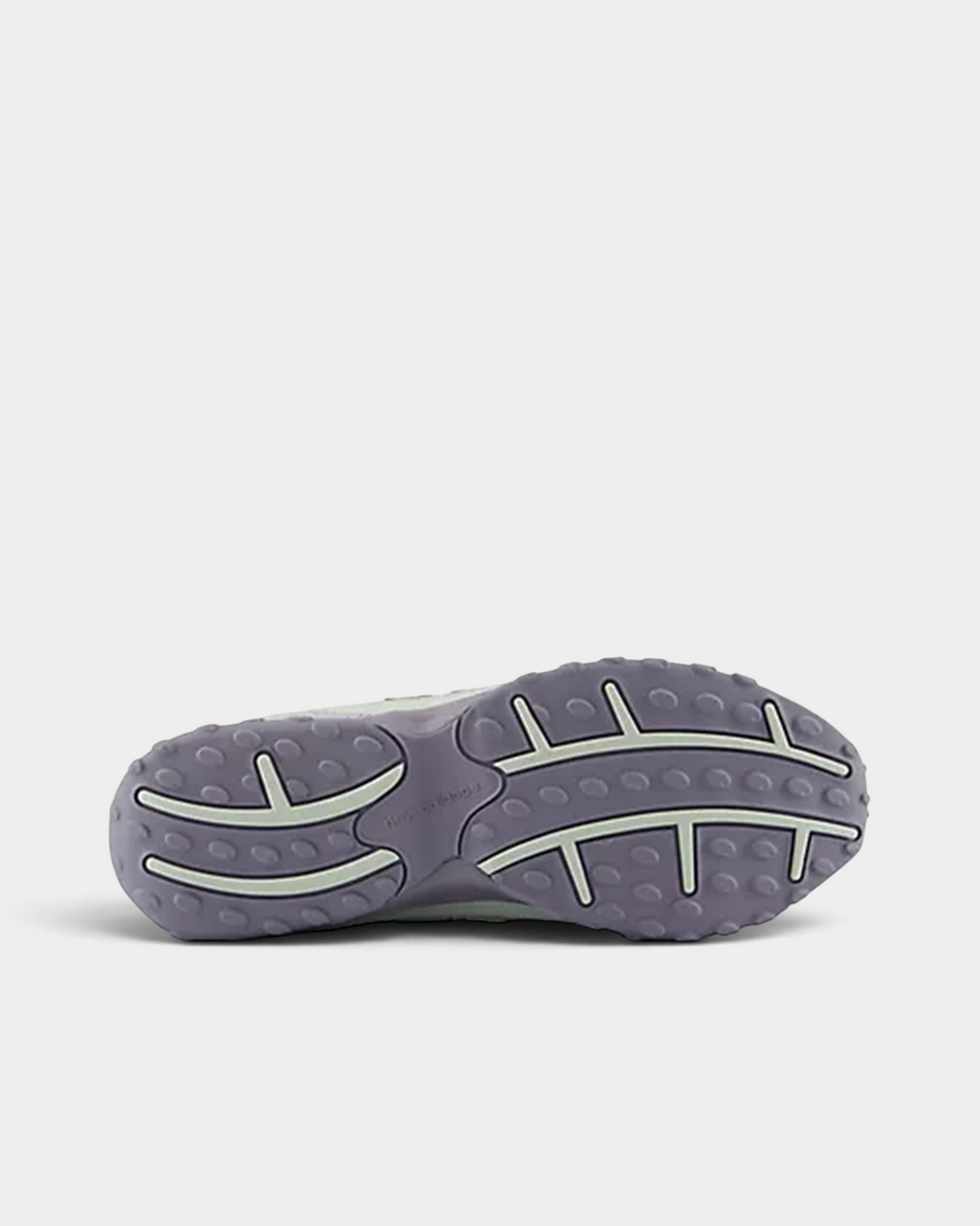 Outsoles of the New Balance 204L in bayberry purple rubber, with the 2000s-style strike path and '70s-style tread