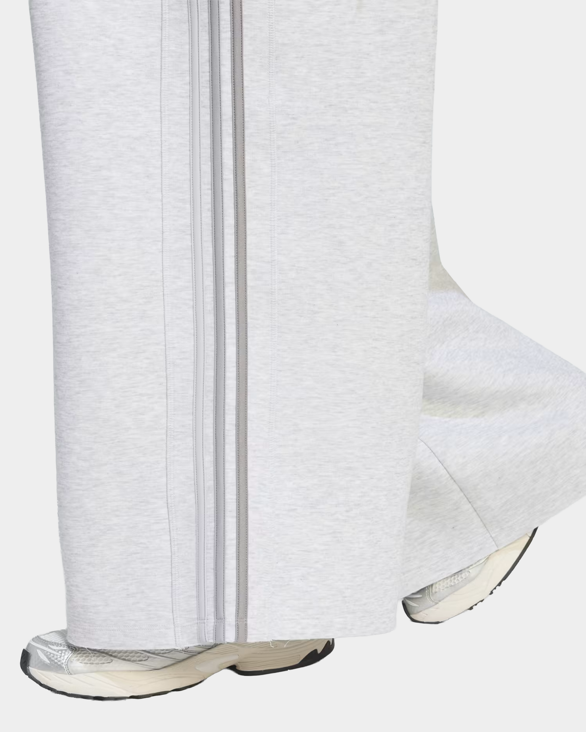 adidas SST 2.0 Long Trackpant in grey, loose-fit knit tracksuit bottoms with a drawcord waist