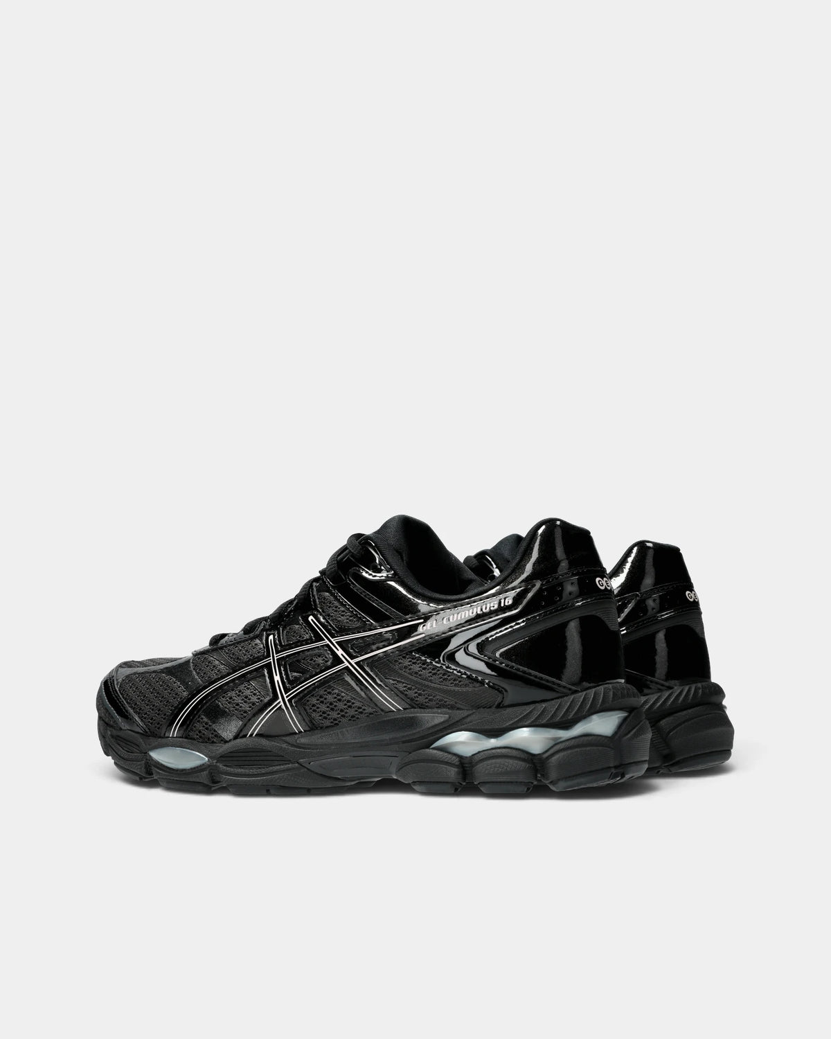 Asics GEL-Cumulus 16 Shoes