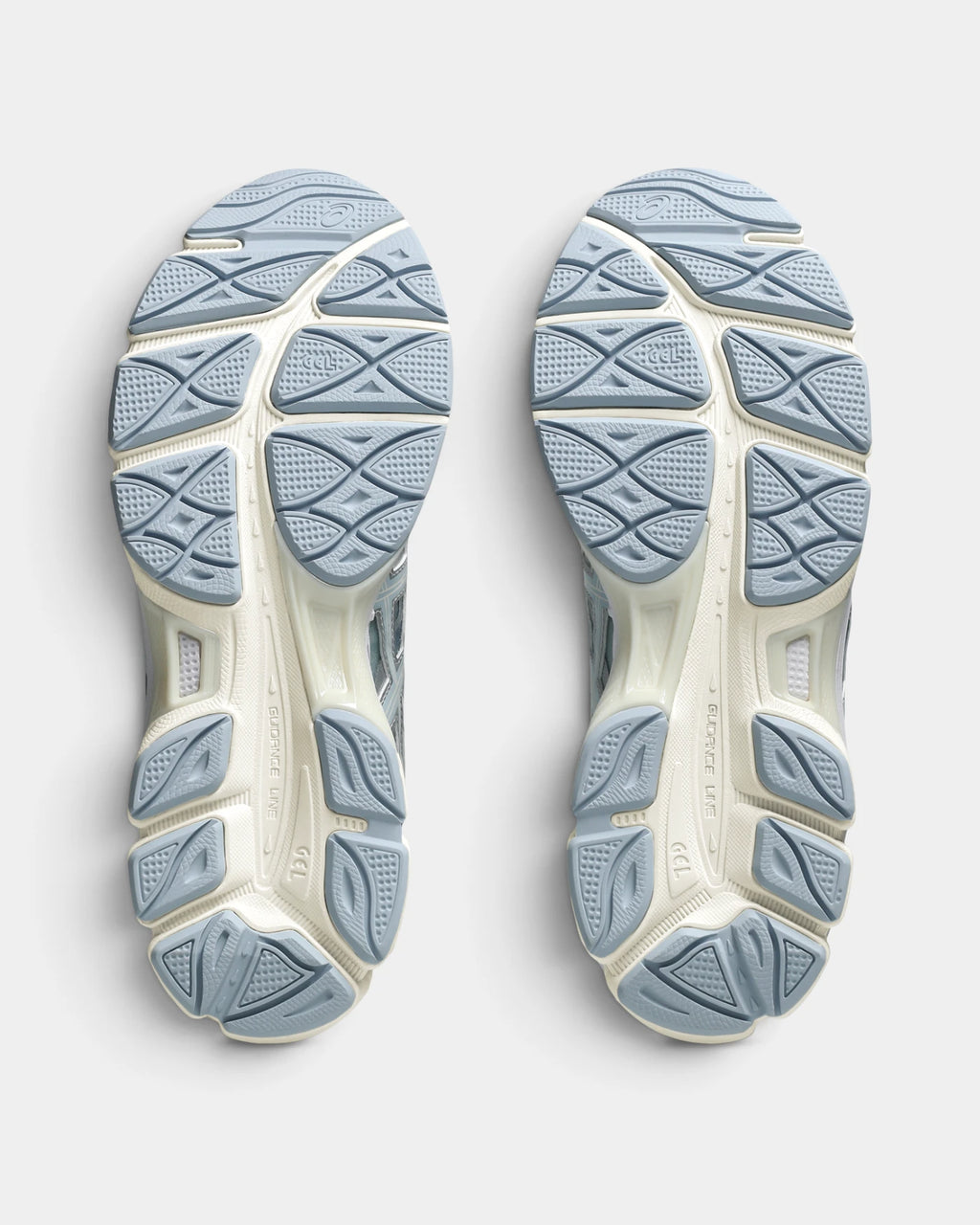 Asics GEL-Cumulus 16 Shoes