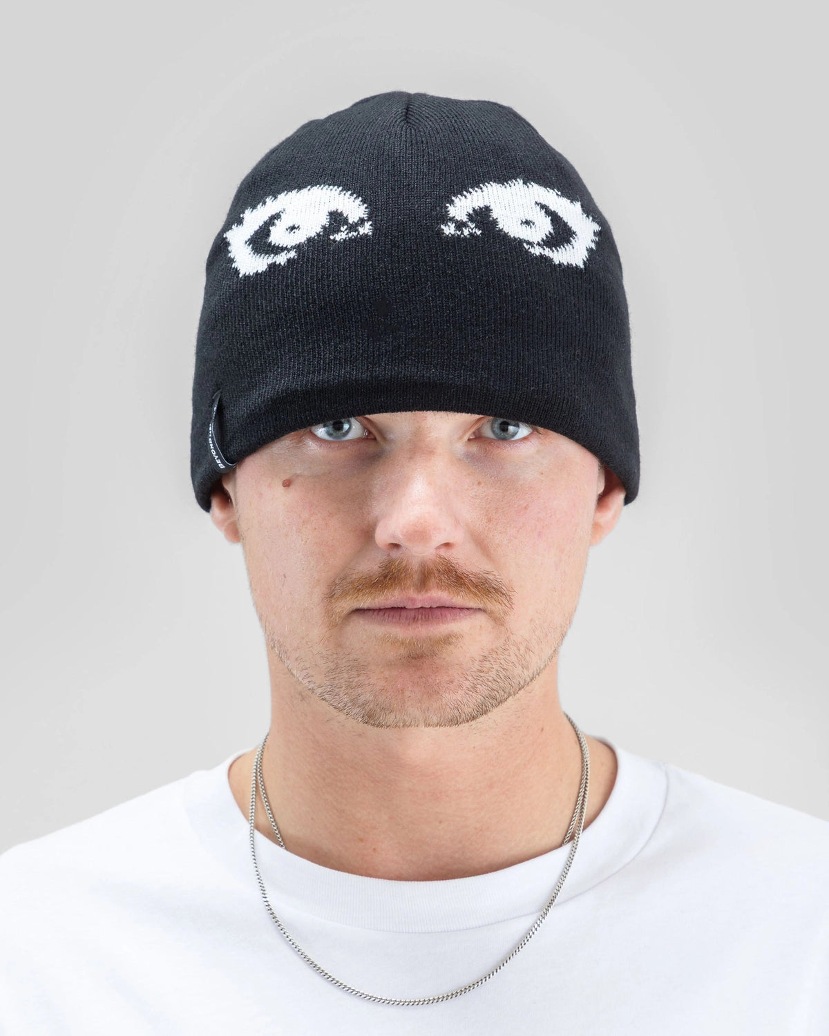 Beyond Medals Jacquard Beanie Eyes - Black