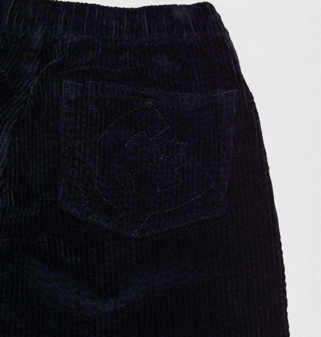 DC Barrel Cord kids trousers in black, wide-leg corduroy trousers with an elasticated waist