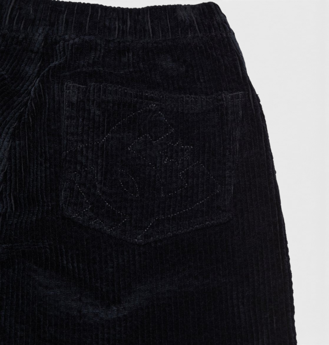 DC Barrel Cord kids trousers in black, wide-leg corduroy trousers with an elasticated waist