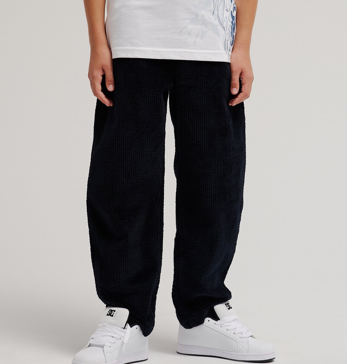 DC Barrel Cord kids trousers in black, wide-leg corduroy trousers with an elasticated waist