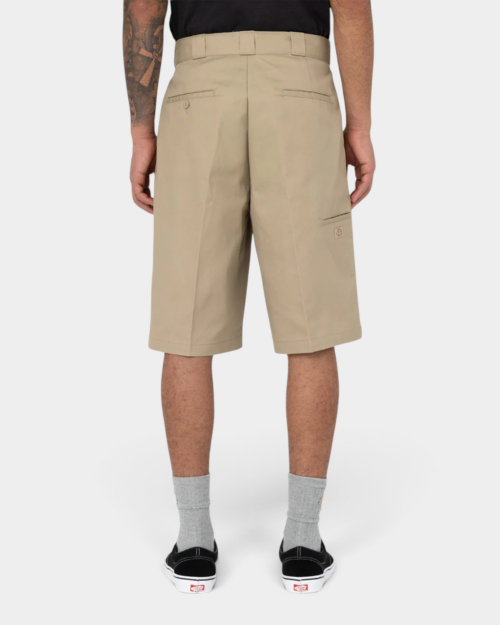 Lockwood Avenue model wearing stone Dickies 247 GD work shorts, back view with welt back pockets
