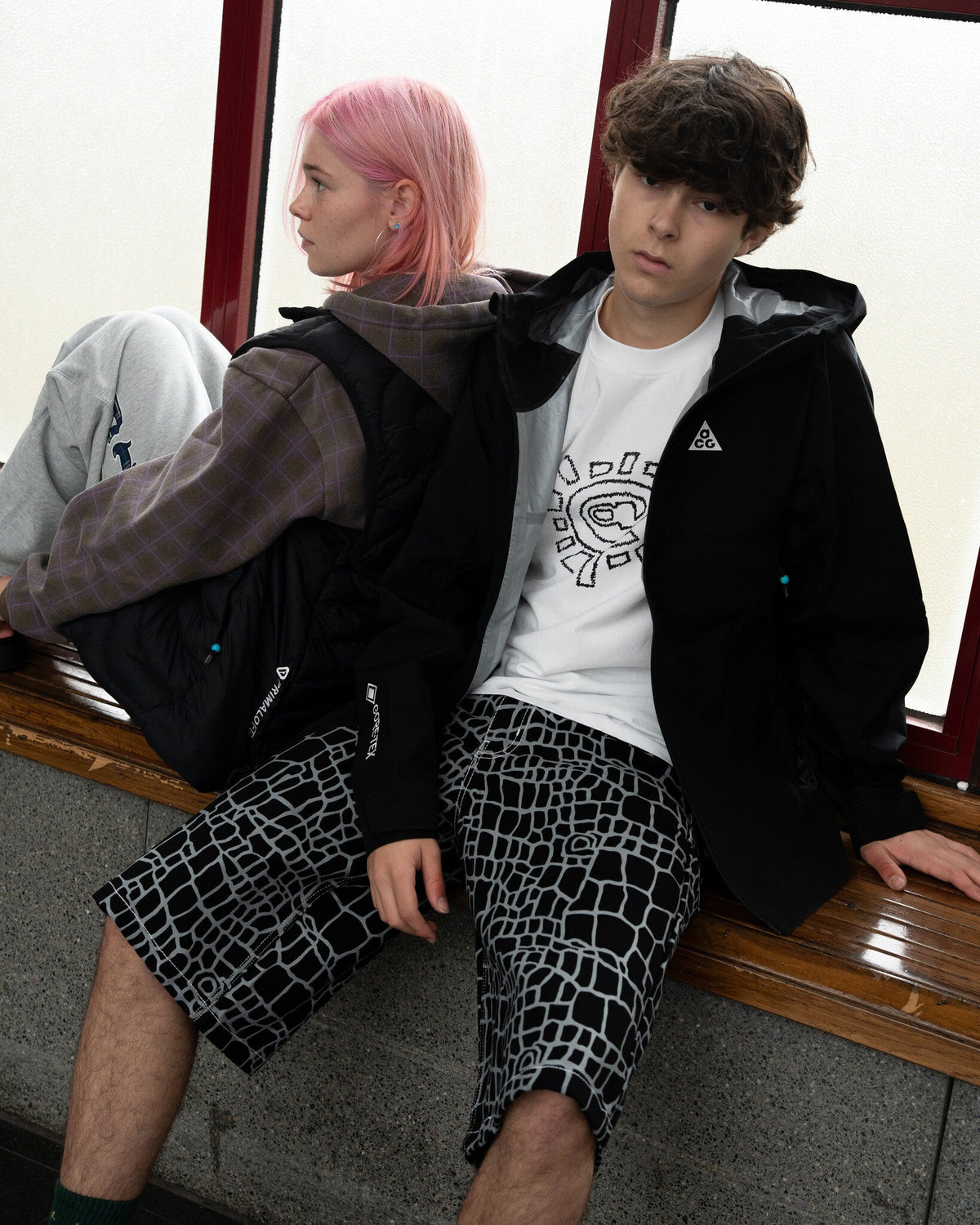 always do what you should do Croc Print Denim Shorts - Black