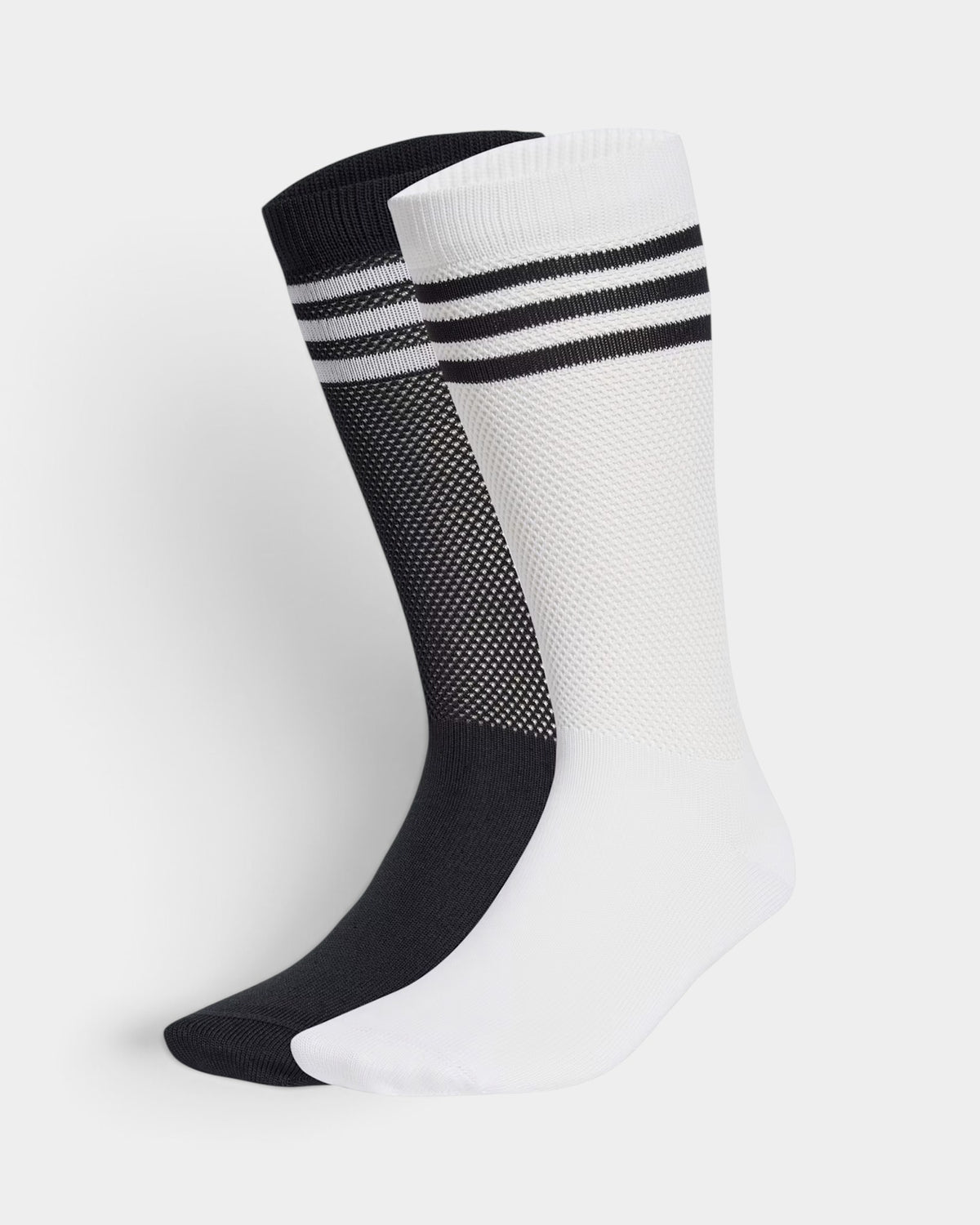 Lockwood Avenue adidas textured crew socks in a 2-pack featuring one black and one white pair with ribbed cuffs.