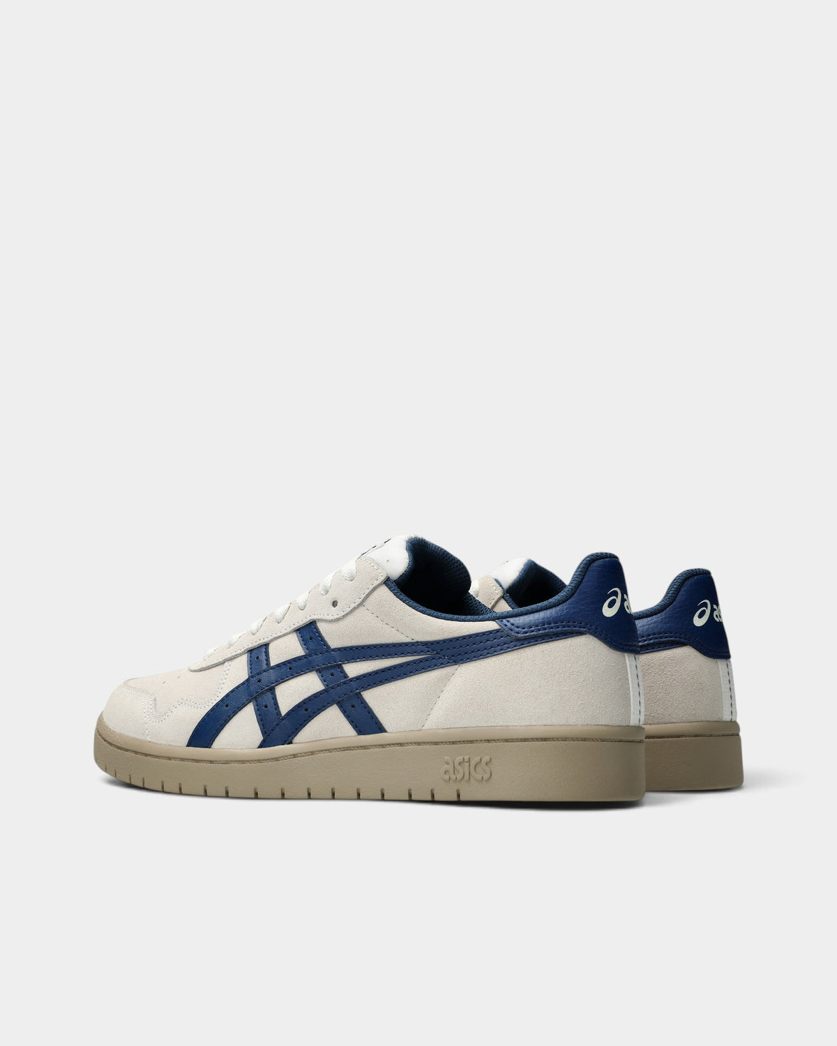 Lockwood Avenue Asics Skateboarding Japan Pro suede sneakers in beige with blue stripes and a gum rubber sole.