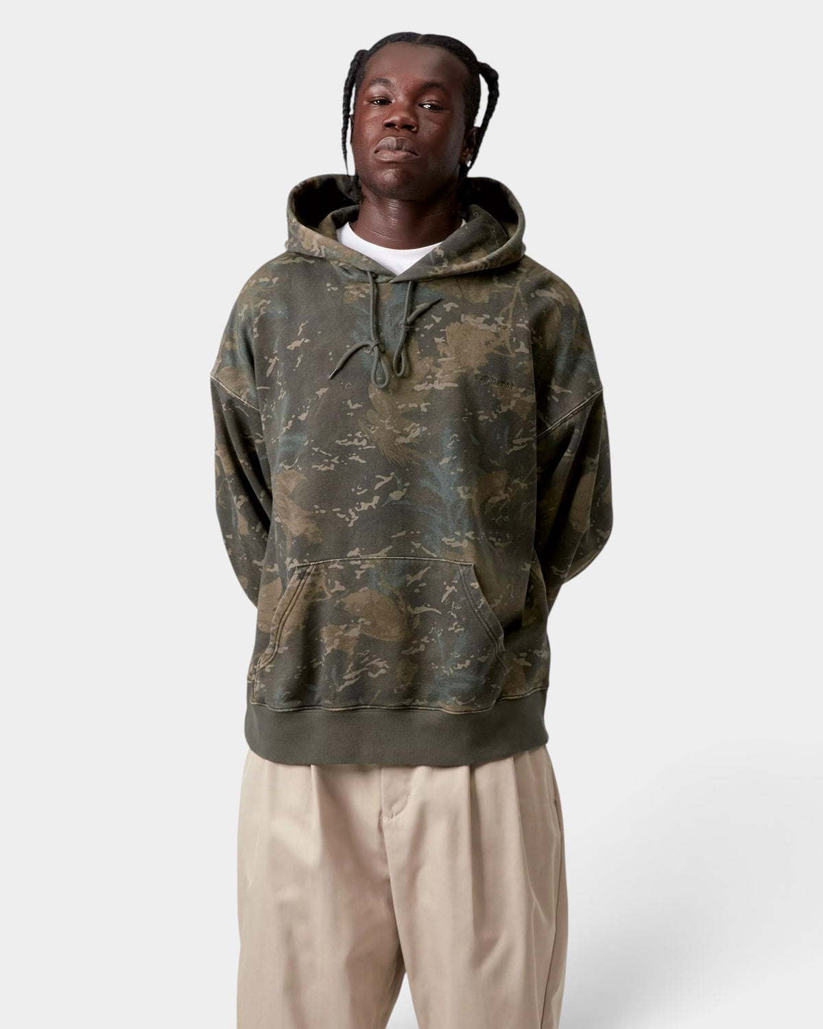Lockwood Avenue Carhartt hooded camouflage sweatshirt in loose fit cotton with kangaroo pocket worn by a model