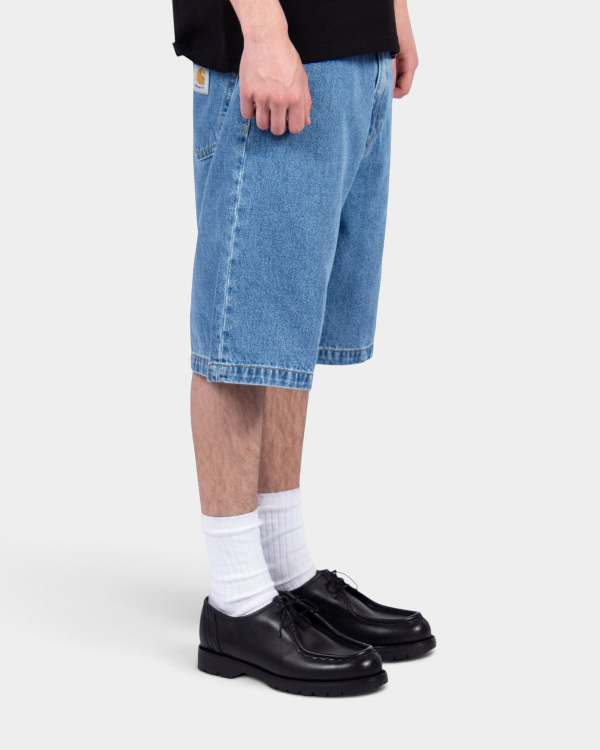 Lockwood Avenue Carhartt Landon stone-washed mid-blue denim shorts with a loose fit and square label detail