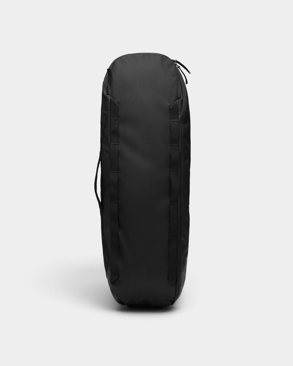 Lockwood Avenue DB Journey Skate 32L carrier in black, featuring a weather-resistant design for skateboard transport.
