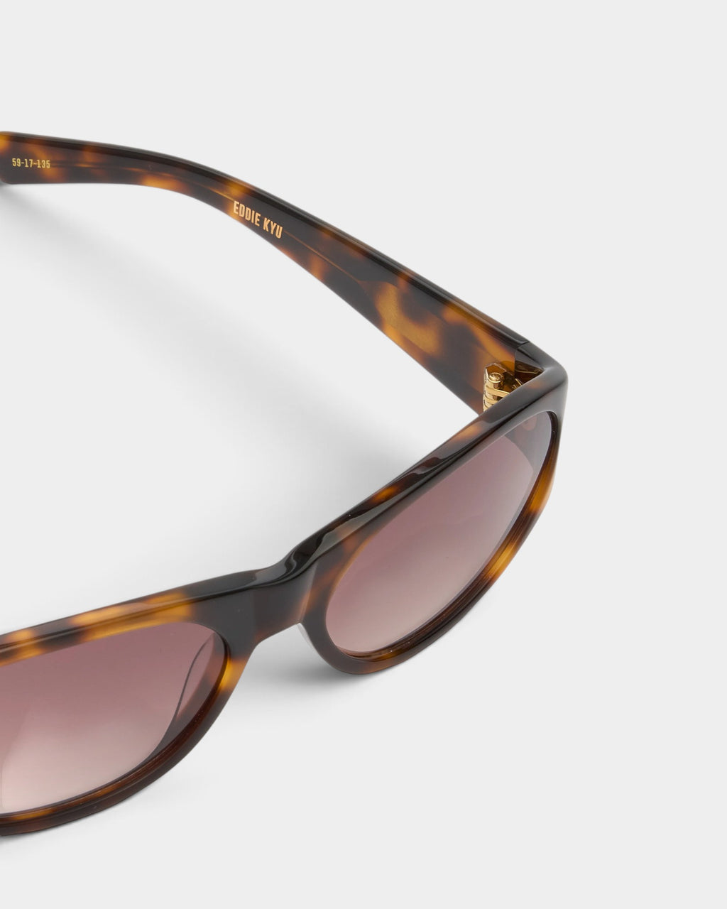 Lockwood Avenue Flatlist Eddie Kyu sunglasses in dark tortoise Italian acetate with brown gradient Zeiss lenses.