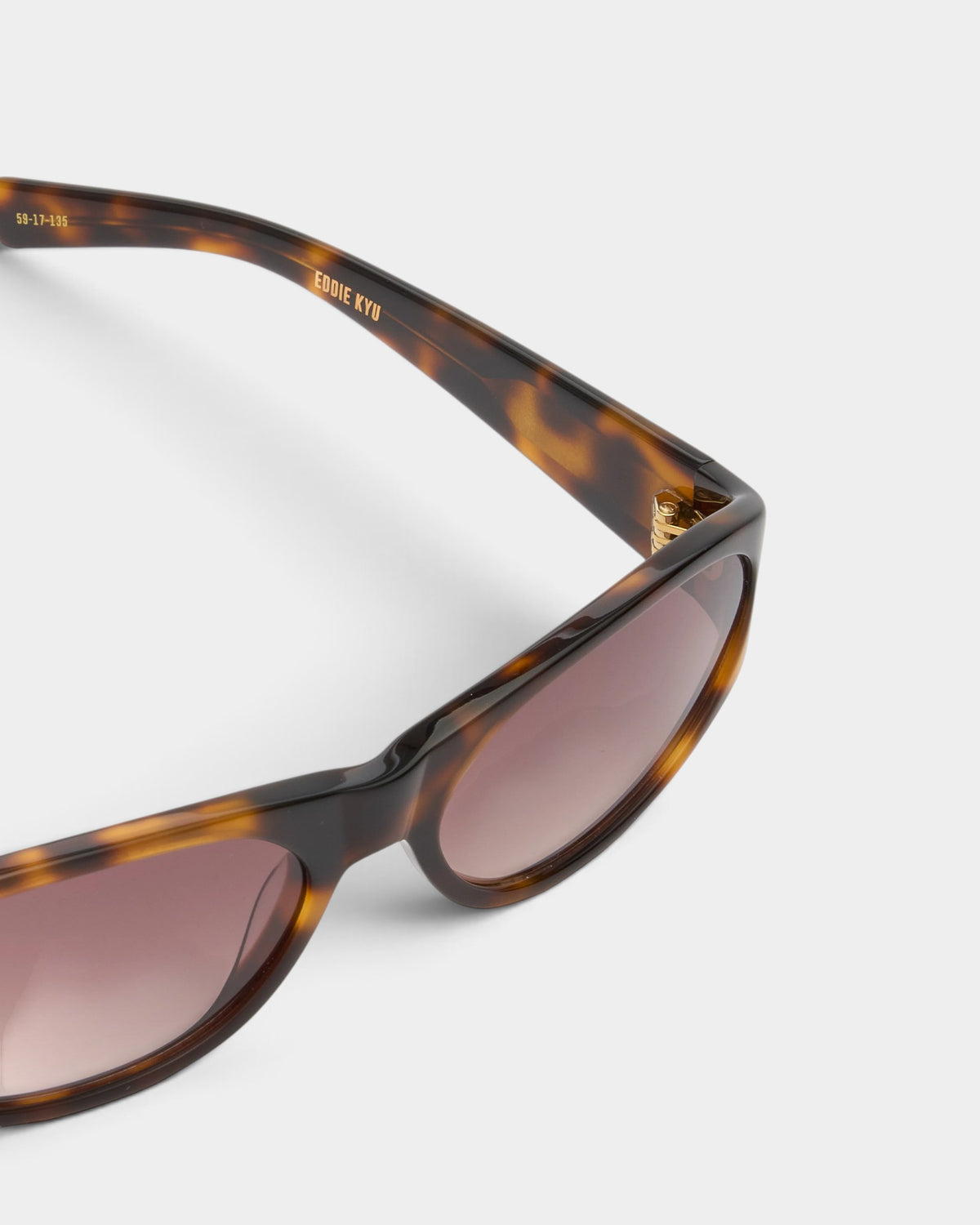 Lockwood Avenue Flatlist Eddie Kyu sunglasses in dark tortoise Italian acetate with brown gradient Zeiss lenses.