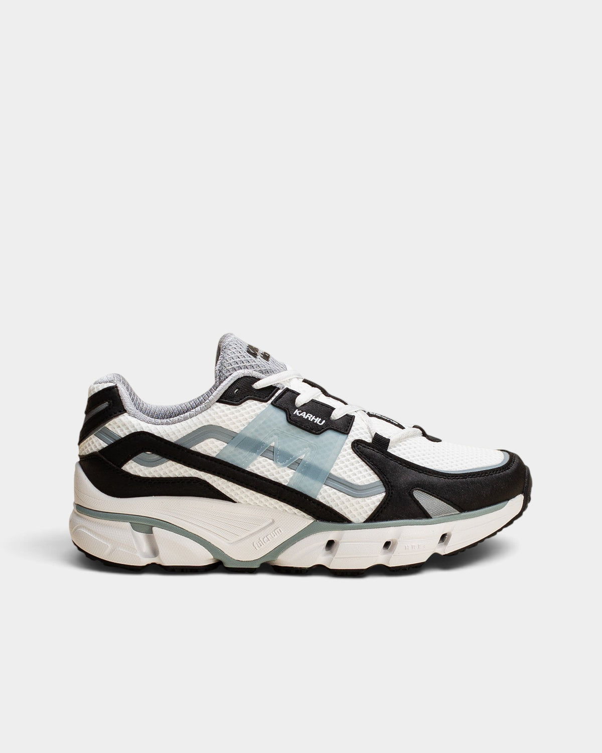 Lockwood Avenue Karhu Super Fulcrum running shoes in black and sterling blue with mesh panels and cushioned sole.