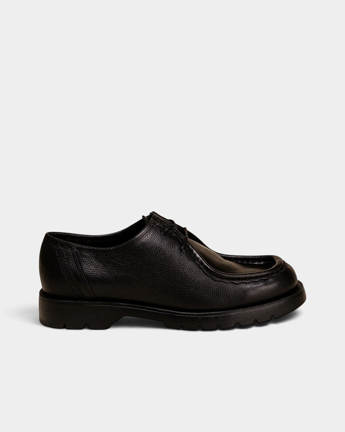 Lockwood Avenue Kleman Padror G VTG black grained vegetable-tanned leather derby shoes with a lug sole.