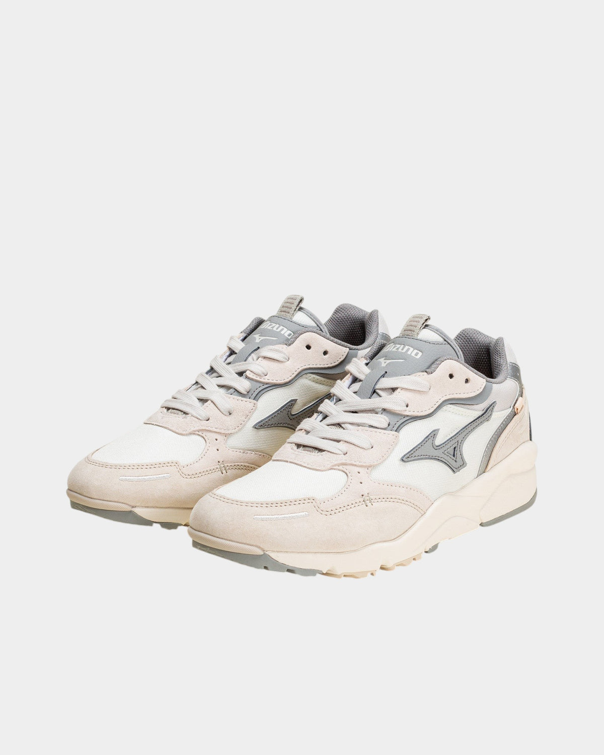 Lockwood Avenue Mizuno Sky Medal Beta retro runner in snow white, ultigray, and summer sand suede and canvas