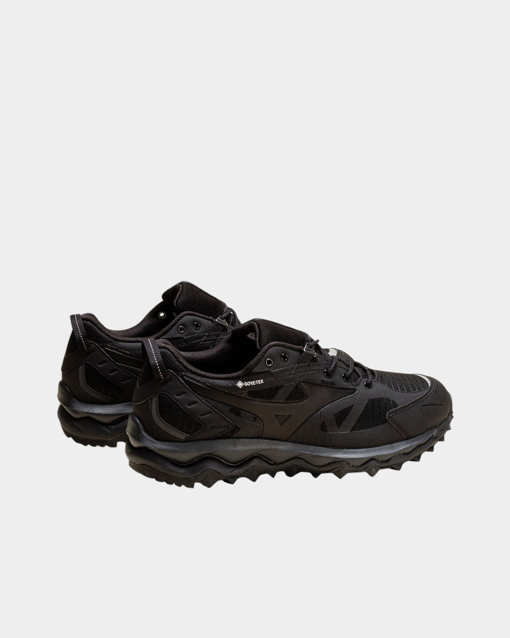 Lockwood Avenue Mizuno Wave Mujin TL GTX all-black trail running shoes with rugged Michelin lugged outsoles.
