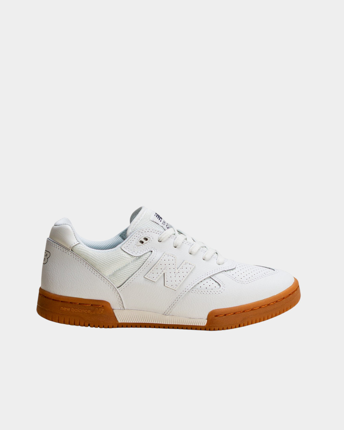 Lockwood Avenue NB Numeric Tom Knox 600 skate shoes in white leather and mesh with a gum rubber outsole
