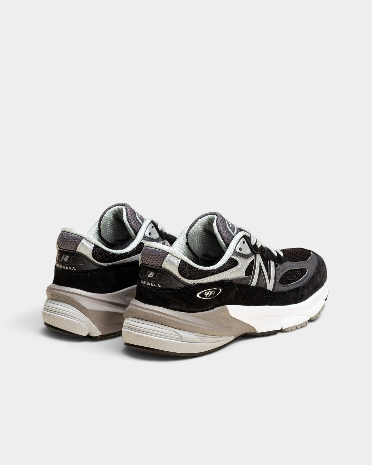 Lockwood Avenue New Balance 990v6 women's sneakers in black and white with mesh and pigskin suede overlays
