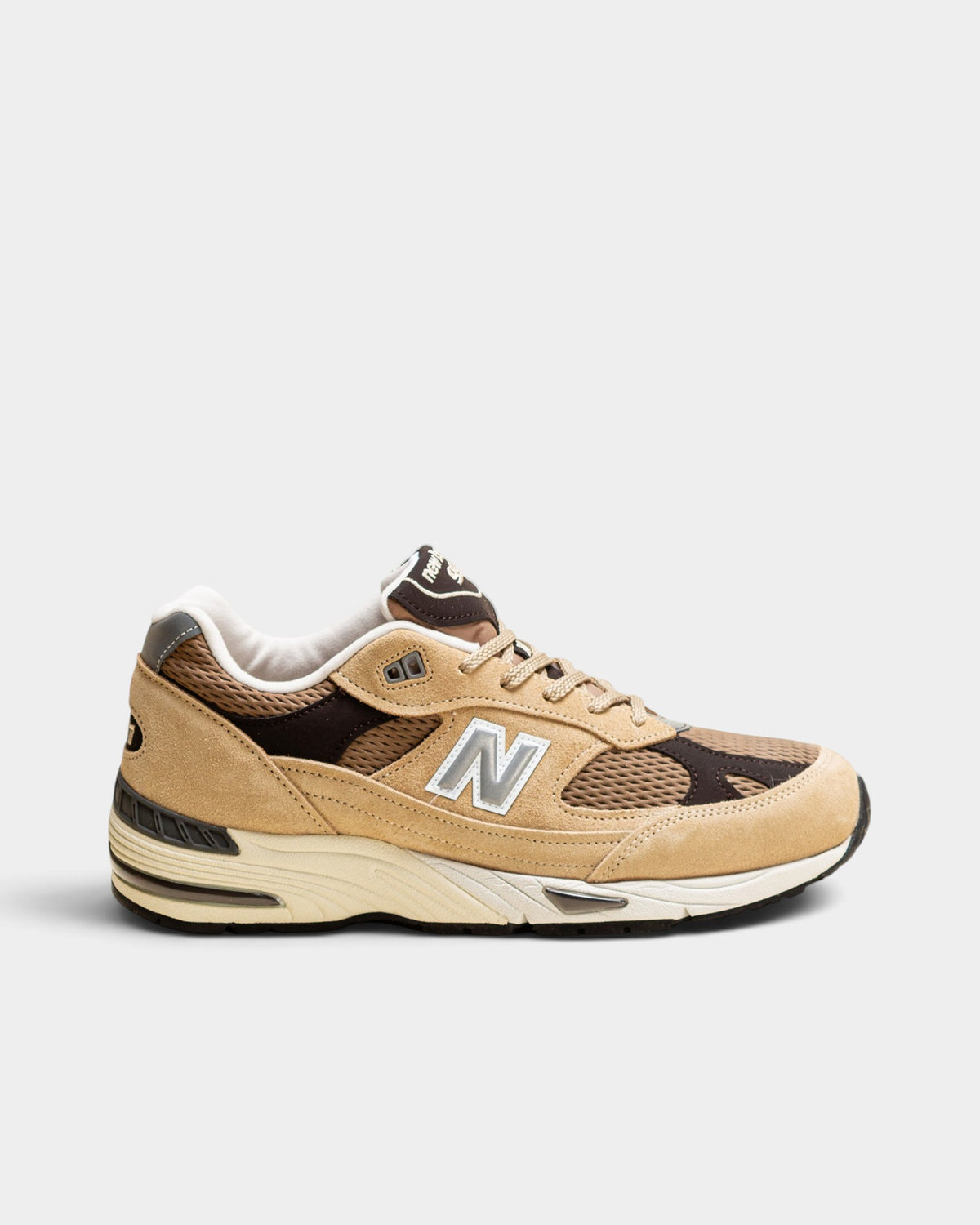Lockwood Avenue New Balance 991 Finale Pack sneakers in pale khaki and silver mink nubuck with suede overlays