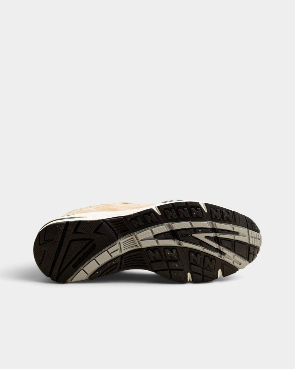 Lockwood Avenue New Balance 991 Finale Pack sneaker showing the durable rubber outsole with ABZORB cushioning