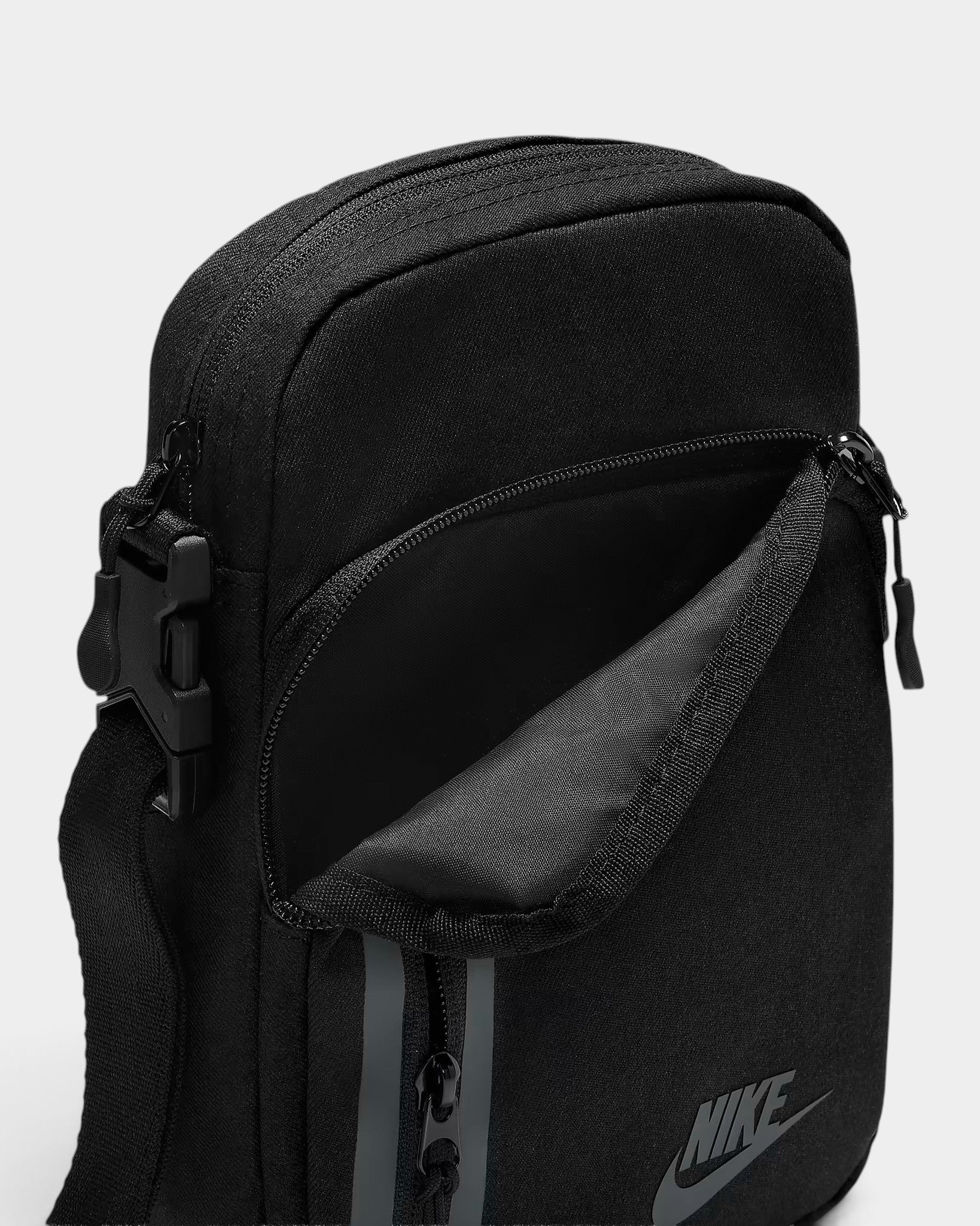 Nike Elemental Premium Crossbody Bag - Black – Lockwood Avenue