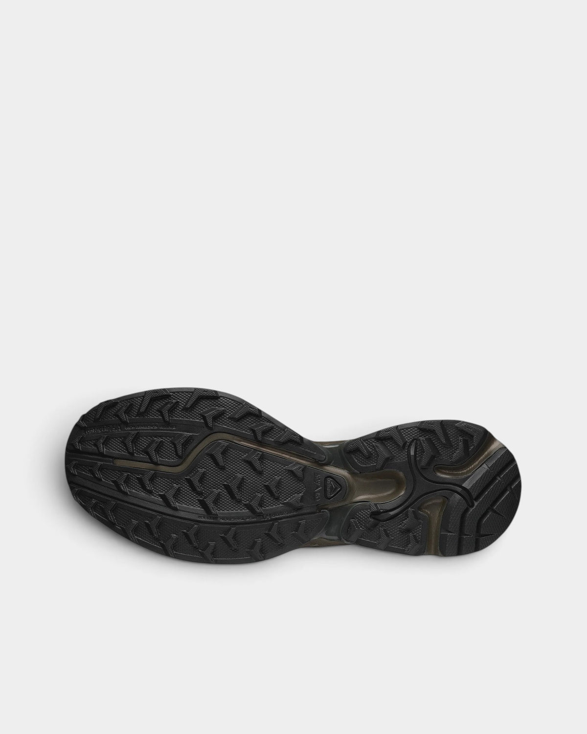 Lockwood Avenue Salomon XT-Whisper Void shoe black Mud Contagrip rubber outsole with aggressive traction pattern