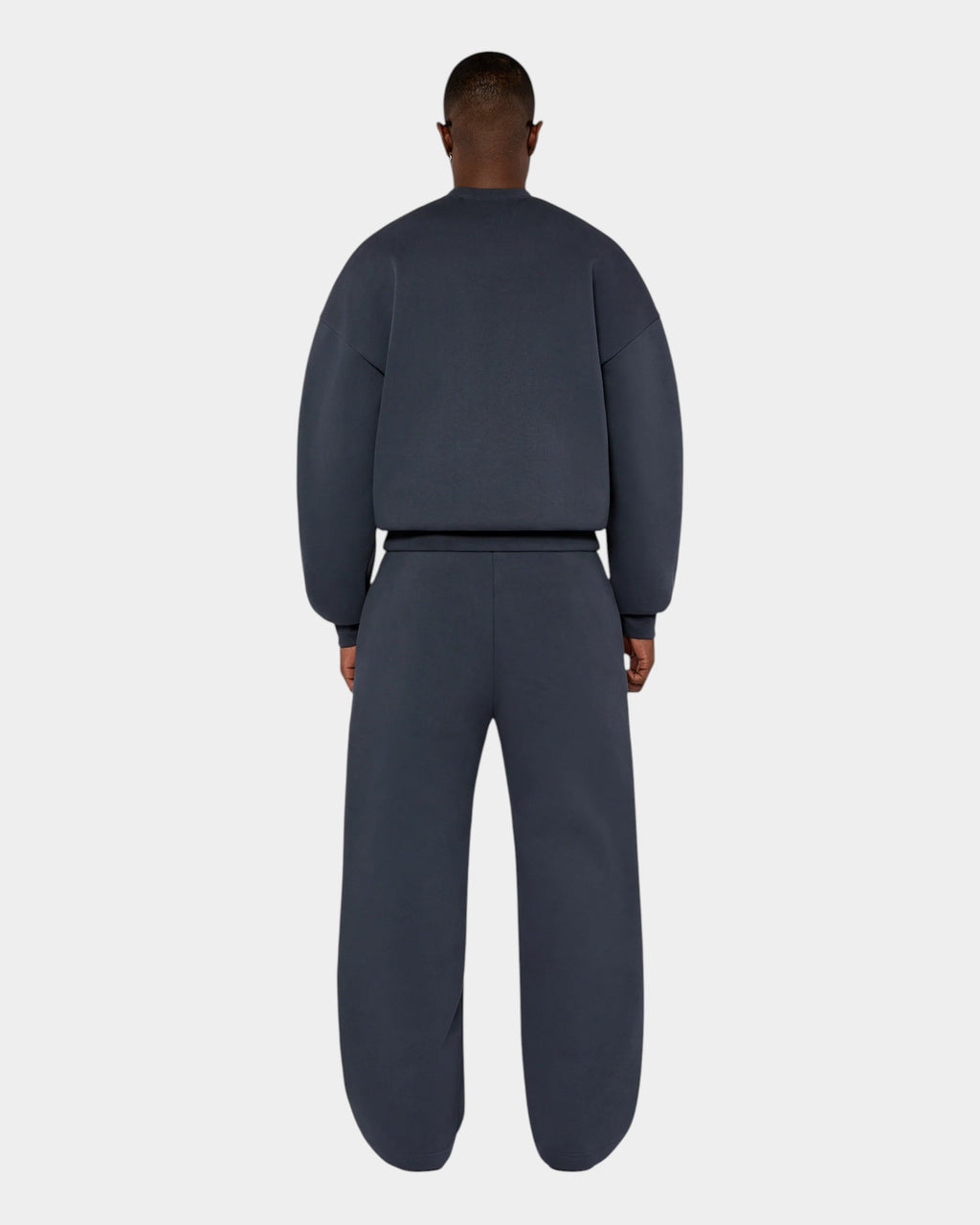 Lockwood Avenue Seventh V2 crewneck sweatshirt and matching sweatpants in dark grey cotton-blend with drop shoulders
