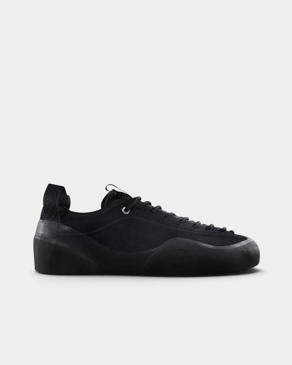 Lockwood Avenue Village PM 1PM low-top skate shoes in black leather and suede with unique rubber glove technology sole.