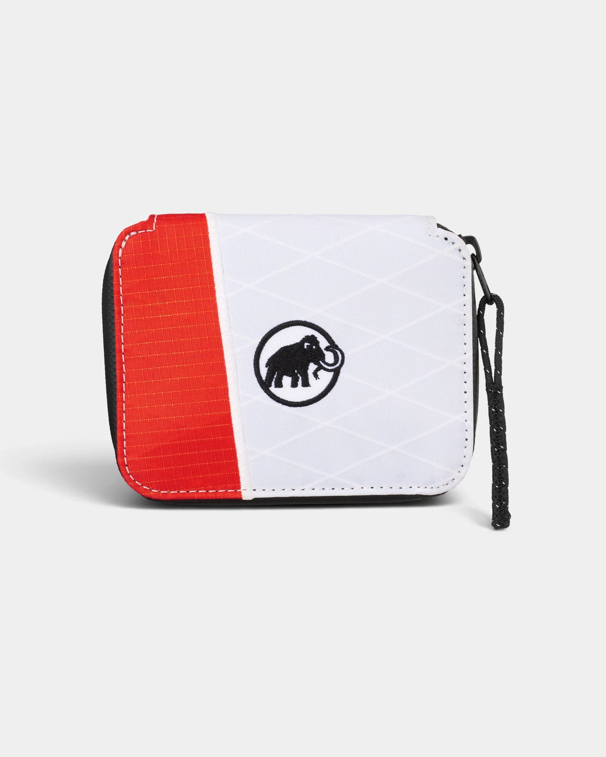 Mammut Seon Alpine Wallet in white and mammut red, closed, front view with the black mammoth logo and a black cord zip pull