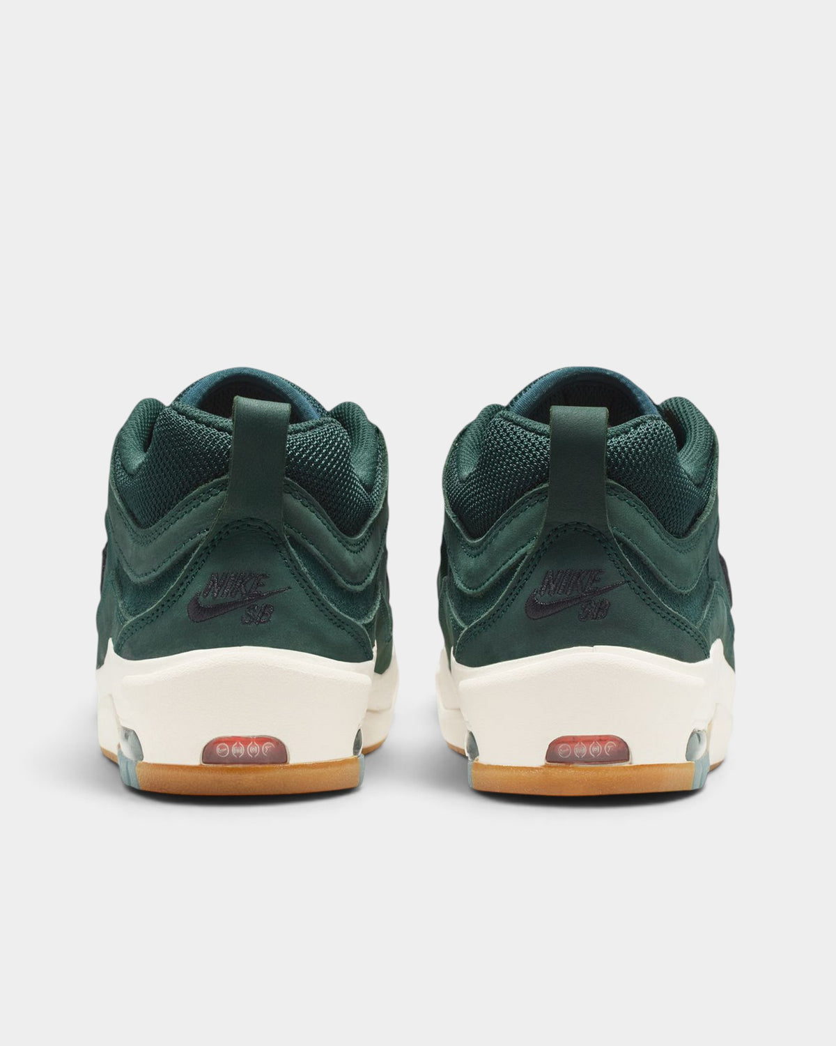 Nike SB Air Max Ishod Shoes - Deep Fir / Black / Sail / Gum