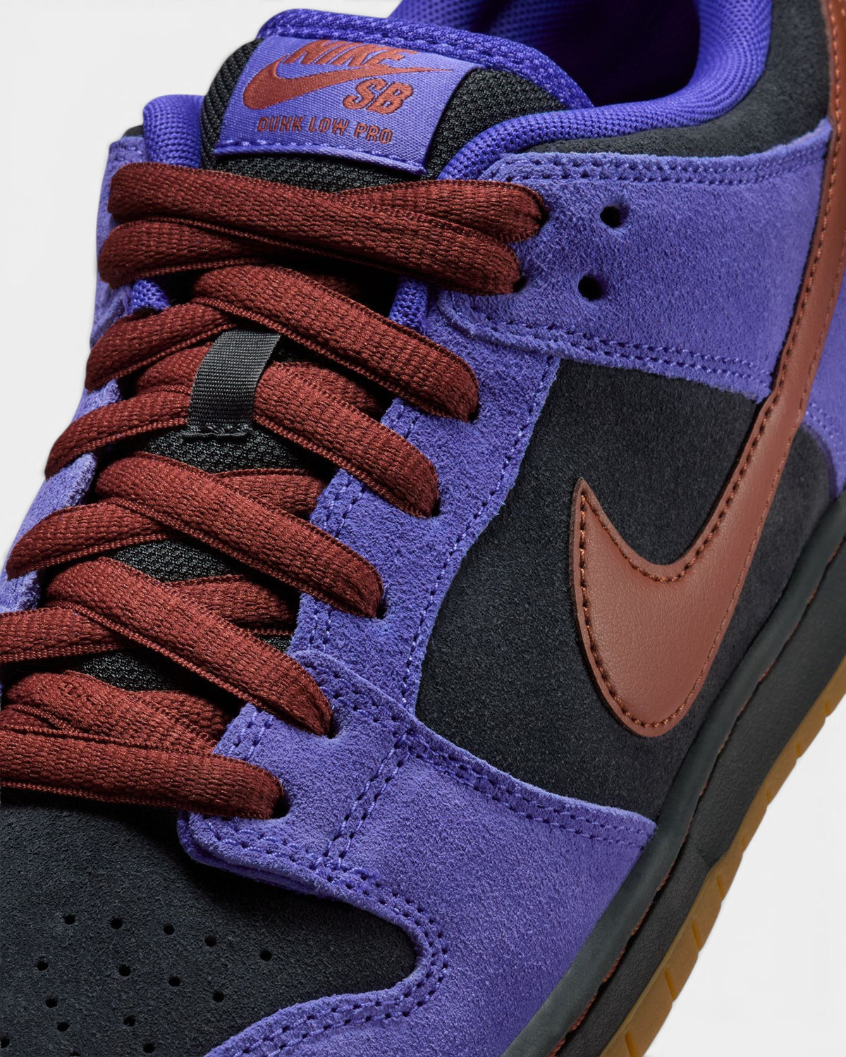 Nike SB Dunk Low Pro Shoes - Persian Violet / Cinnamon / Off Noir