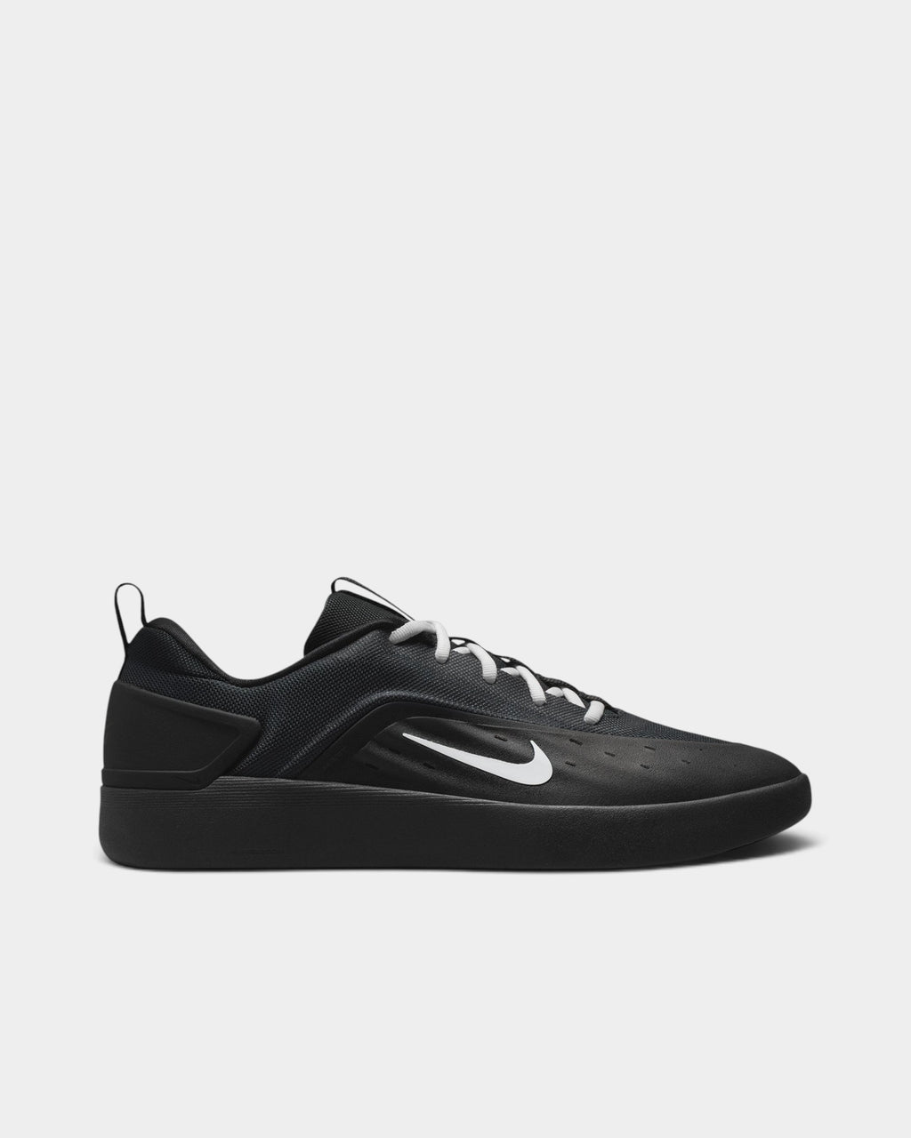 Nike SB Nyjah 4 Shoes - Black / White