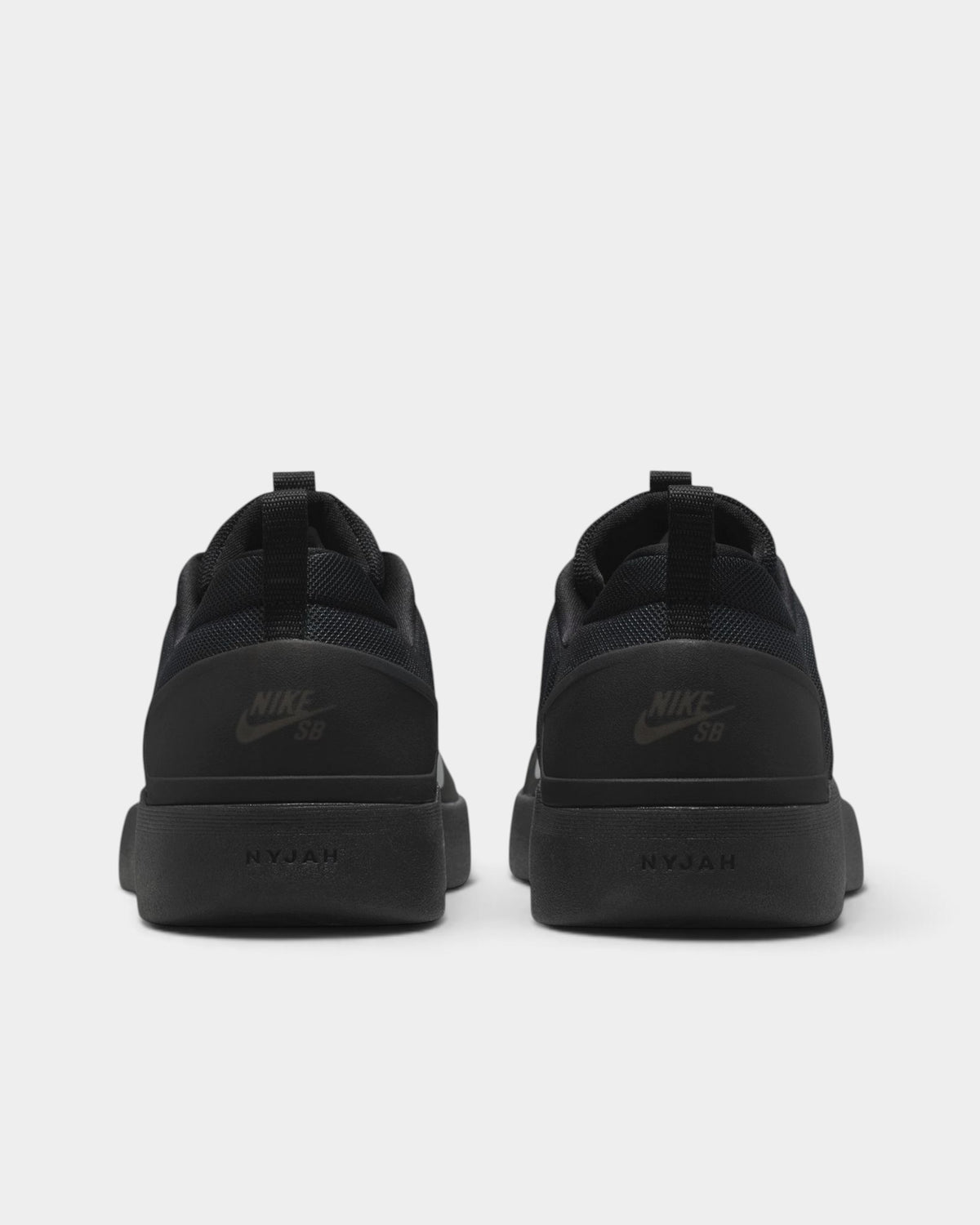 Nike SB Nyjah 4 Shoes - Black / White