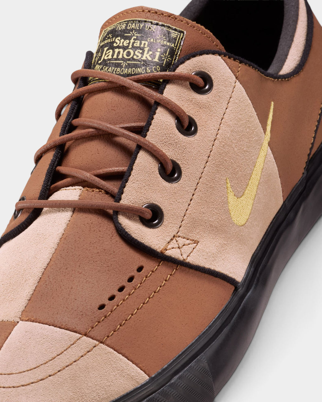 Nike SB Zoom Janoski OG Shoes - Light British Tan / Hemp / Black / Saturn Gold